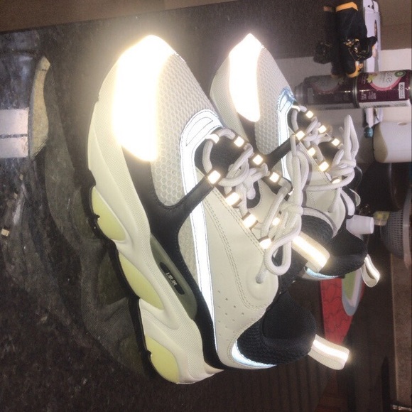 Dior shoes - Picture 2 of 5